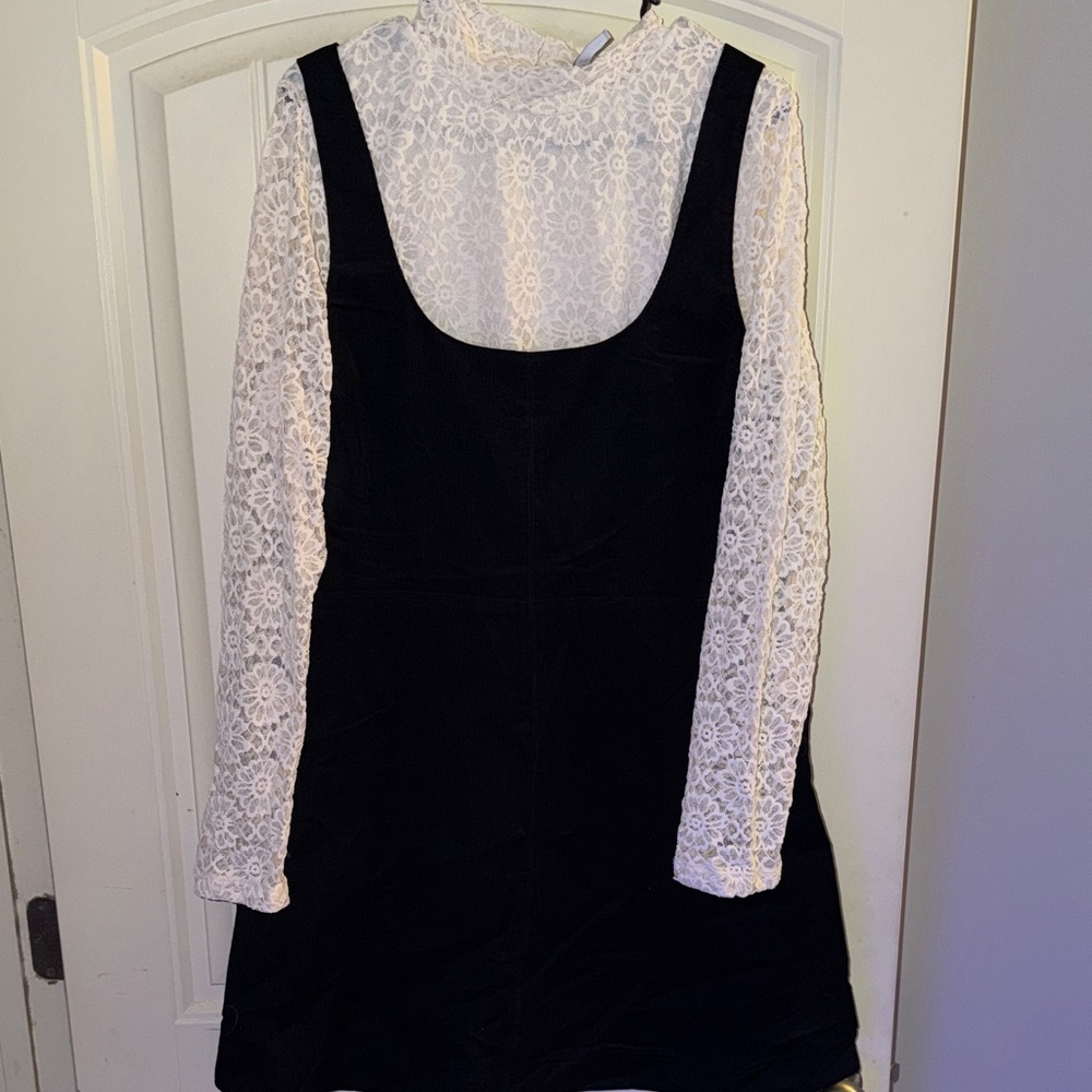 Everlane Black and White Lace Dress